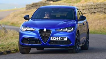 Alfa Romeo Stelvio – cornering